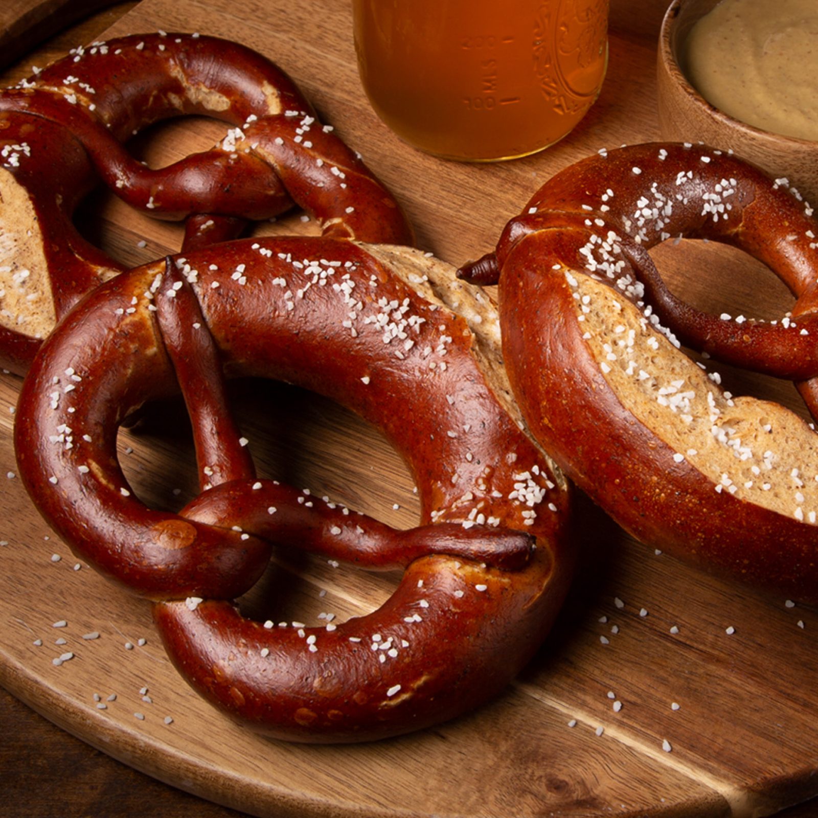 Nisi's soft pretzel twists